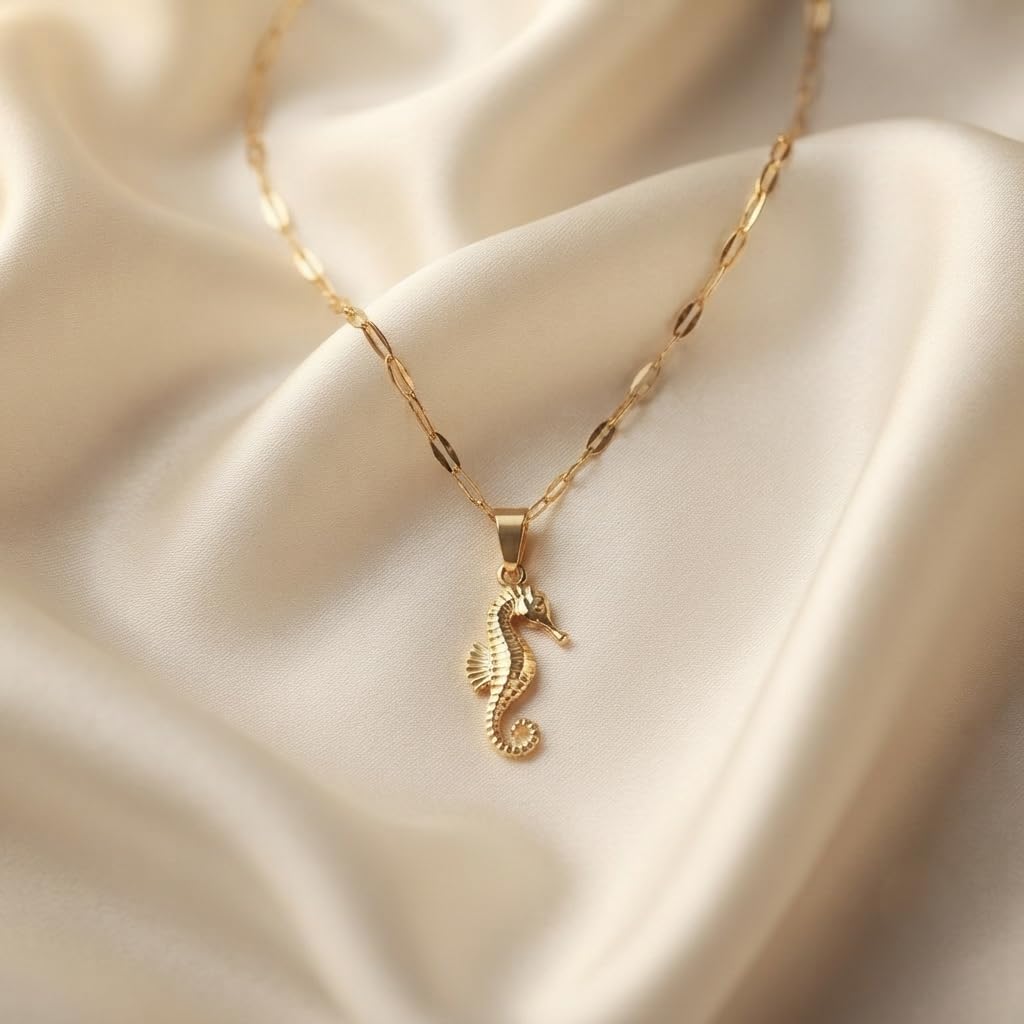 Sushee Seahorse Pendant Necklace for Women