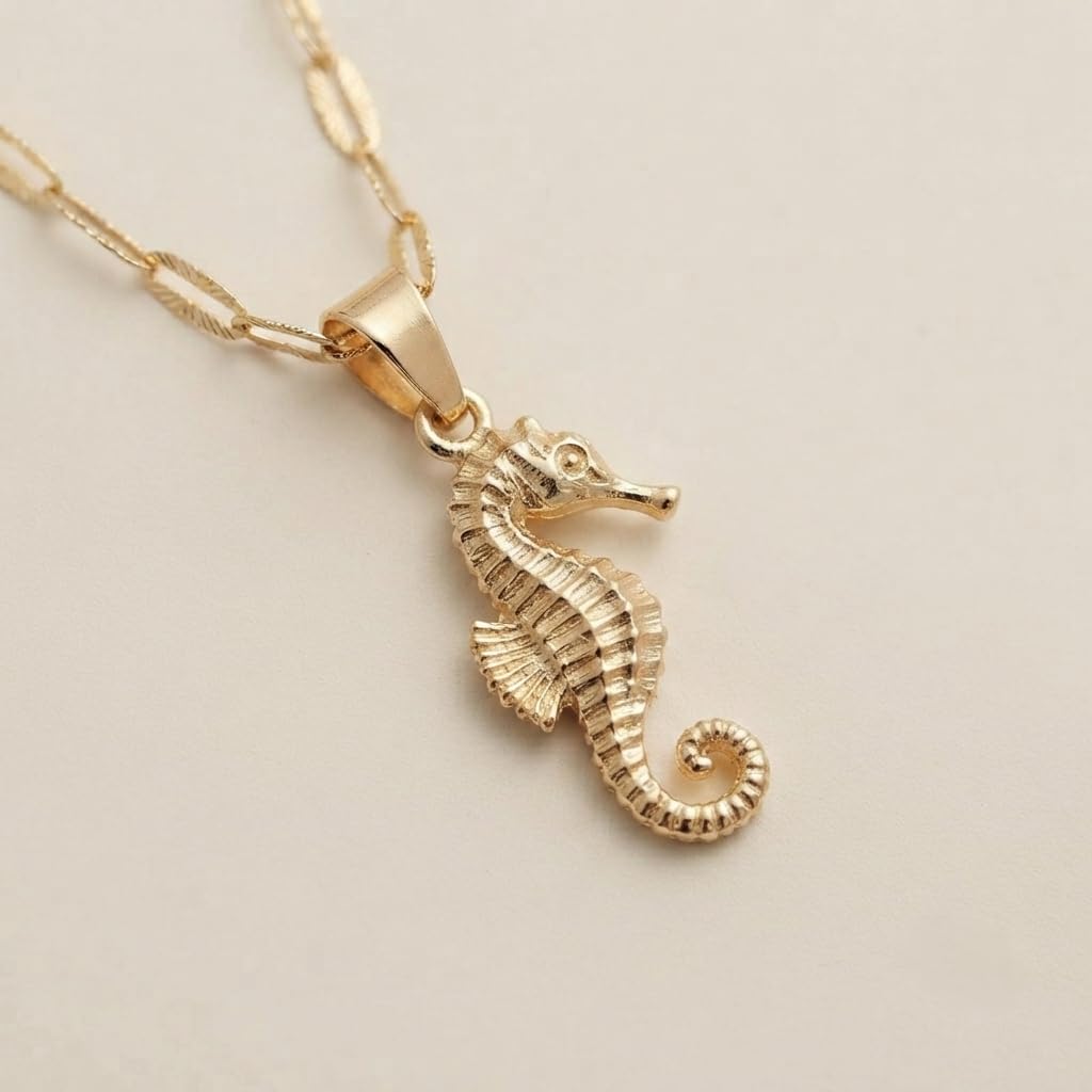 Sushee Seahorse Pendant Necklace for Women
