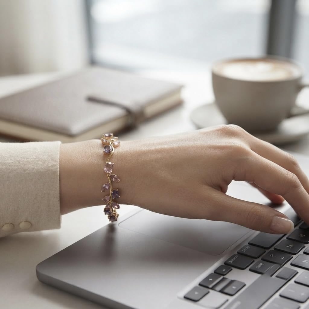 Sushee Lilac Tulip Crystal Bracelet