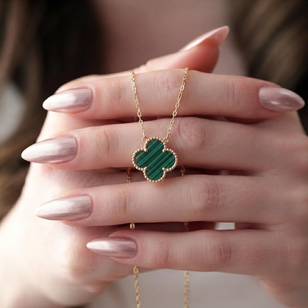 Sushee Lucky Clover Necklace