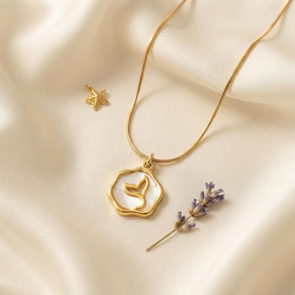 Sushee Fishtail Pearl Necklace