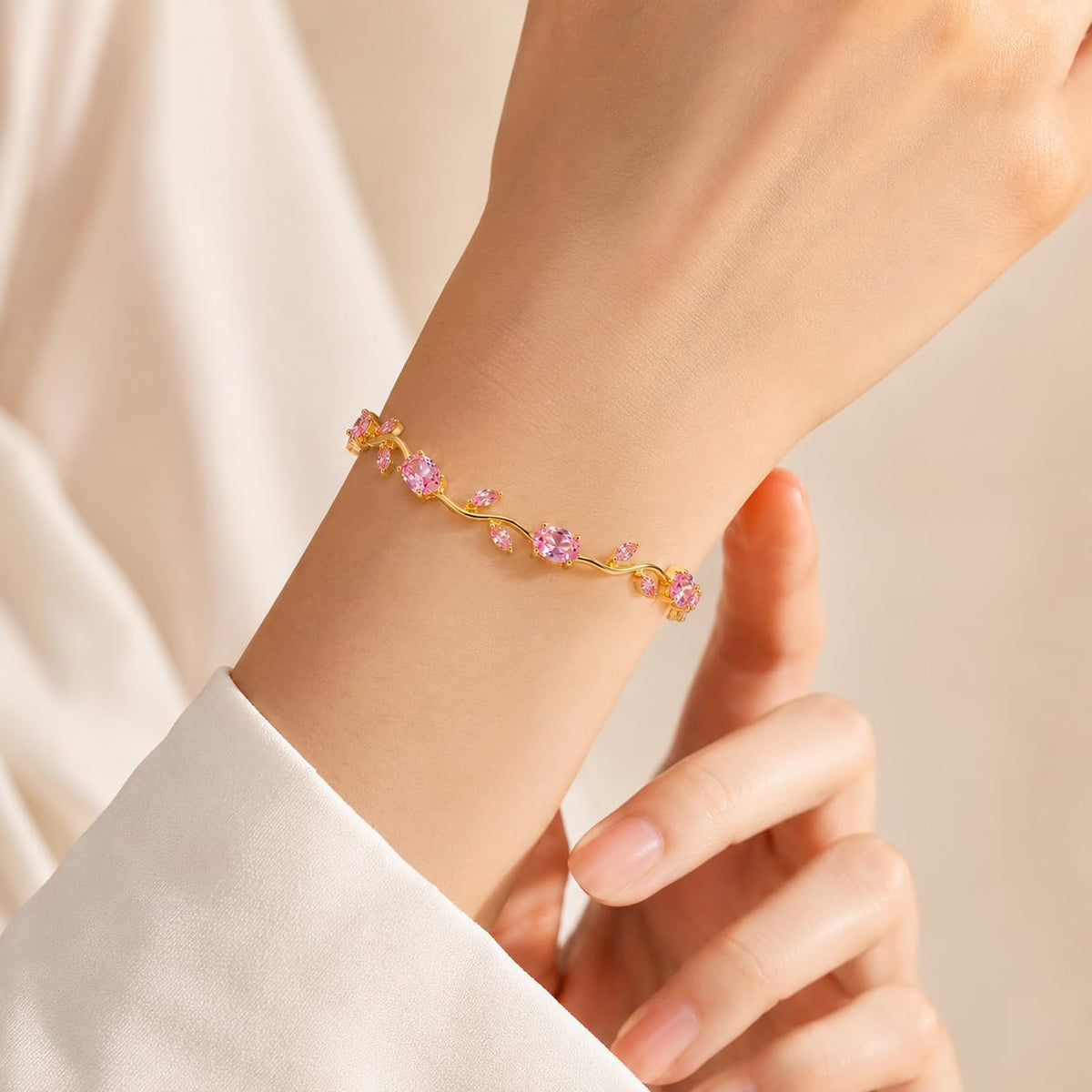 Sushee Blush Pink Tulip Bracelet