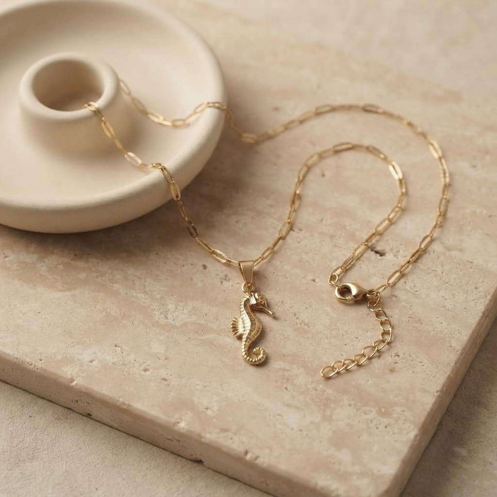 Sushee Seahorse Pendant Necklace for Women