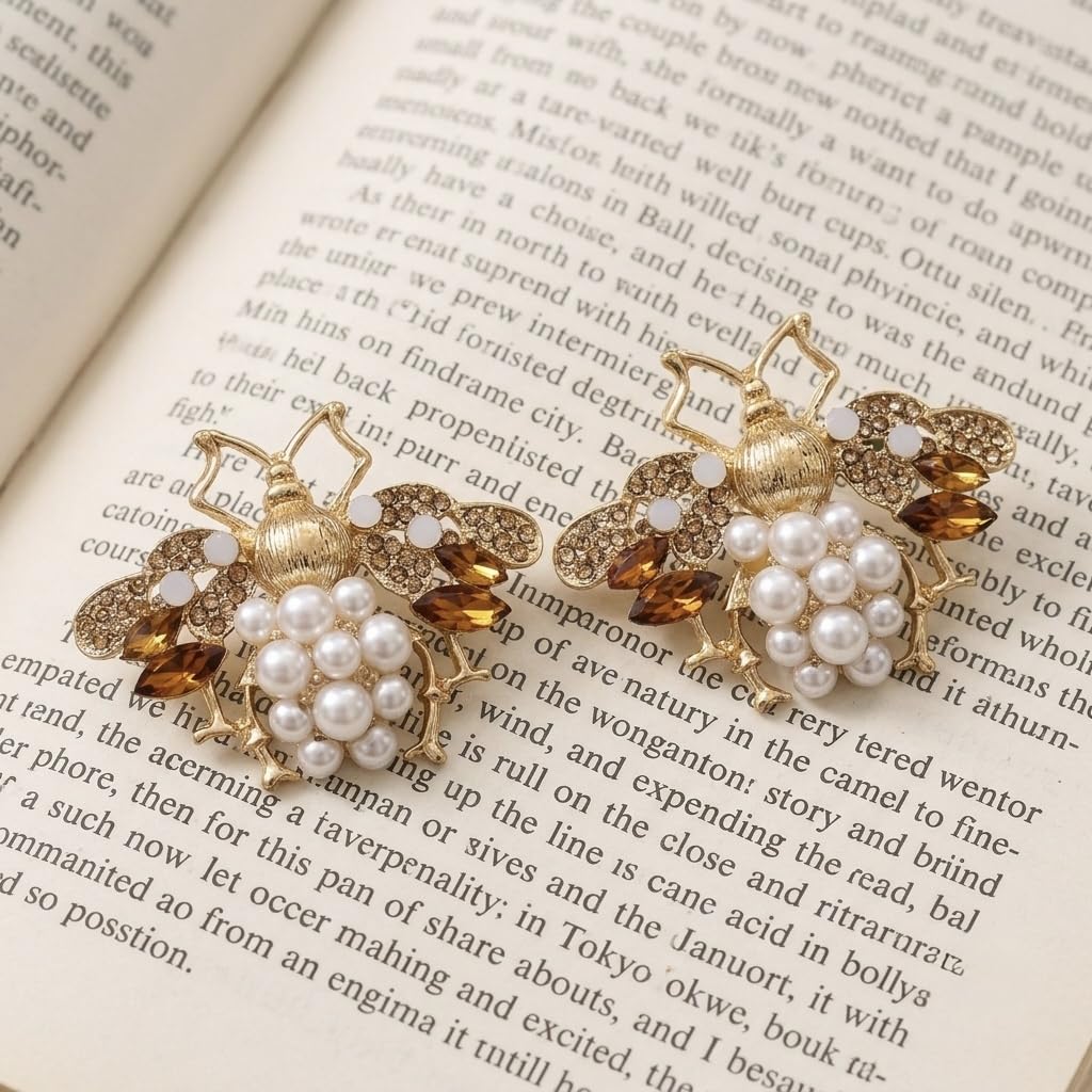 SUSHEE Statement Bee Pearl Stud Earrings