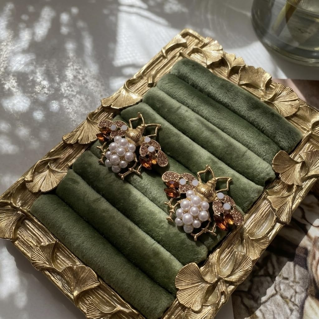 SUSHEE Statement Bee Pearl Stud Earrings