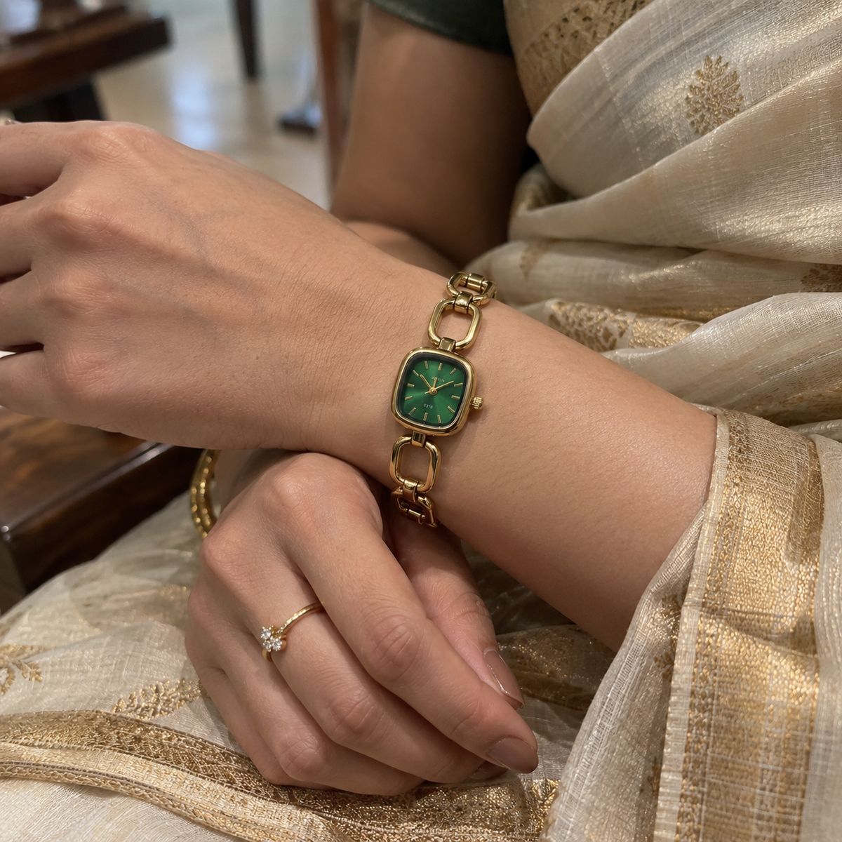Emerald Link Watch By Sushee