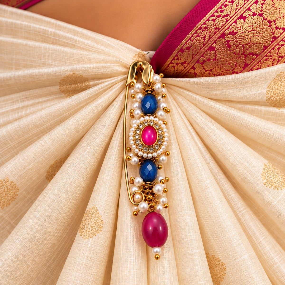 SUSHEE Royal Festive  Saree Pin Combo