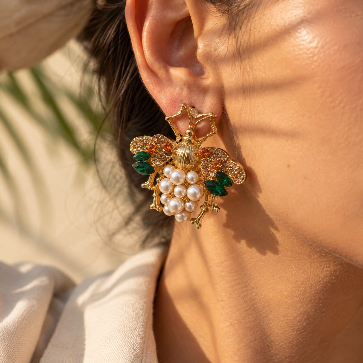 SUSHEE Statement Bee Pearl Stud Earrings