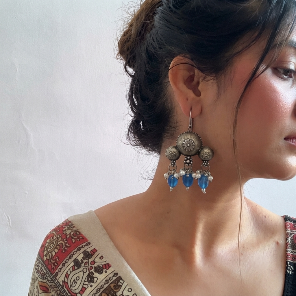 SUSHEE Antique Floral Drops