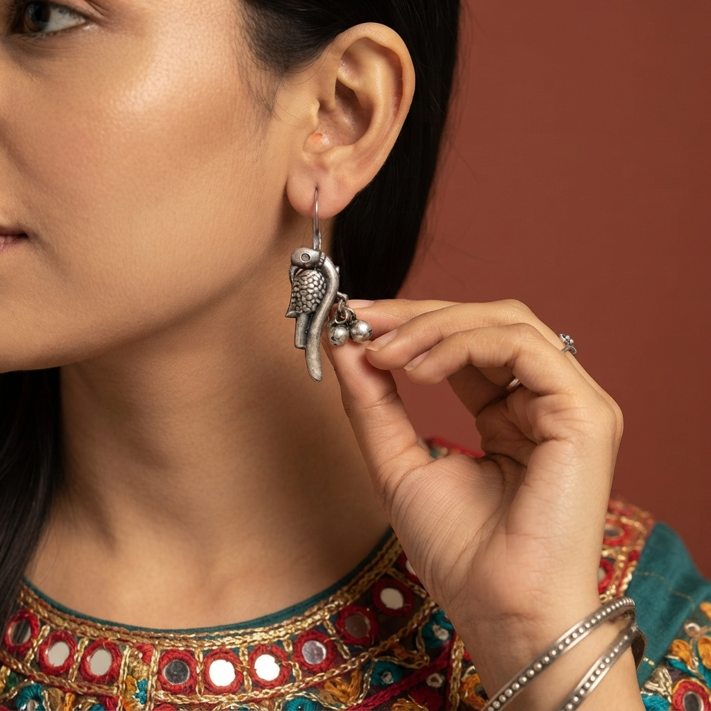 SUSHEE Vintage Parrot Jhumki