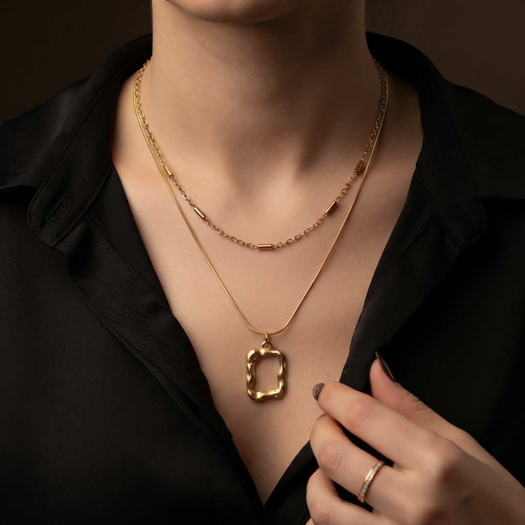 SUSHEE Golden Double-Layer Geometric Necklace