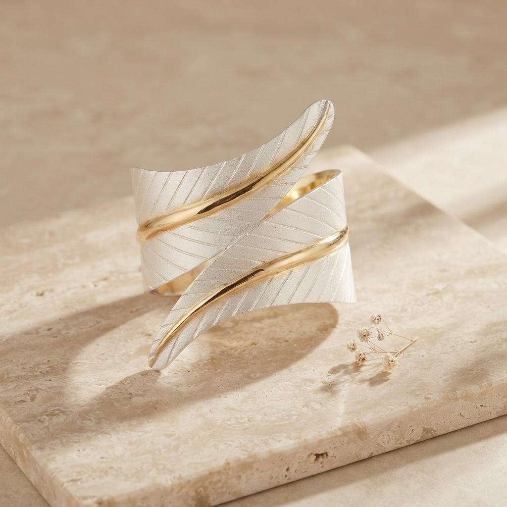SUSHEE Turkish Twist Cuff