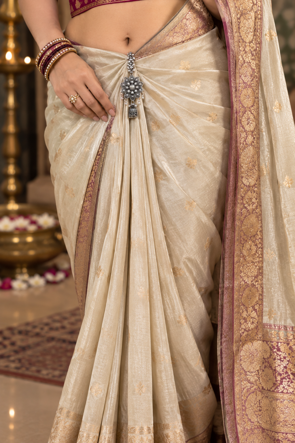 SUSHEE Kamal Lotus Oxidised Silver Saree Pin