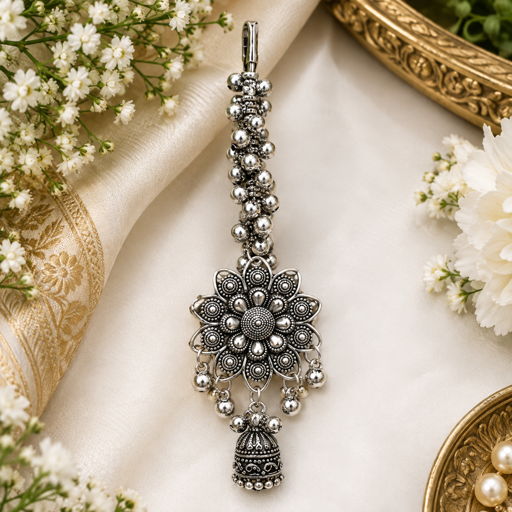 SUSHEE Kamal Lotus Oxidised Silver Saree Pin