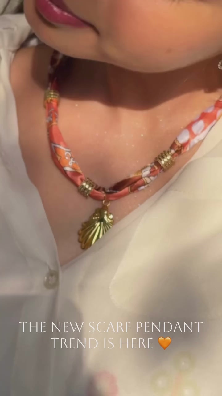 SUSHEE Sunset Shell Scarf Necklace